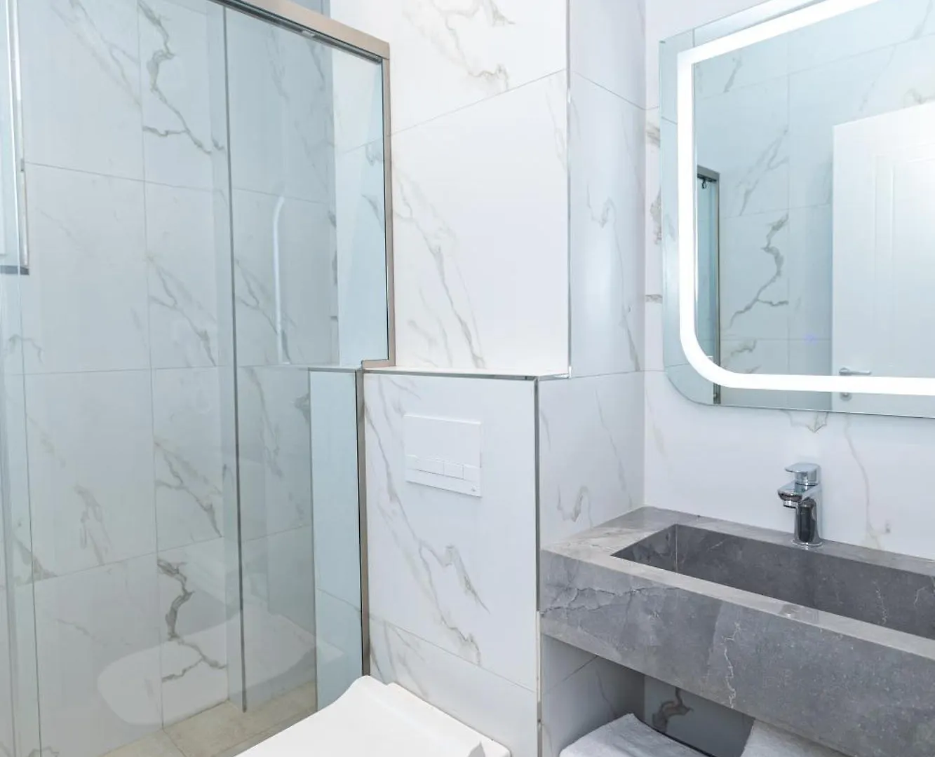 Hotel Aluor Vlorë Aparthotel