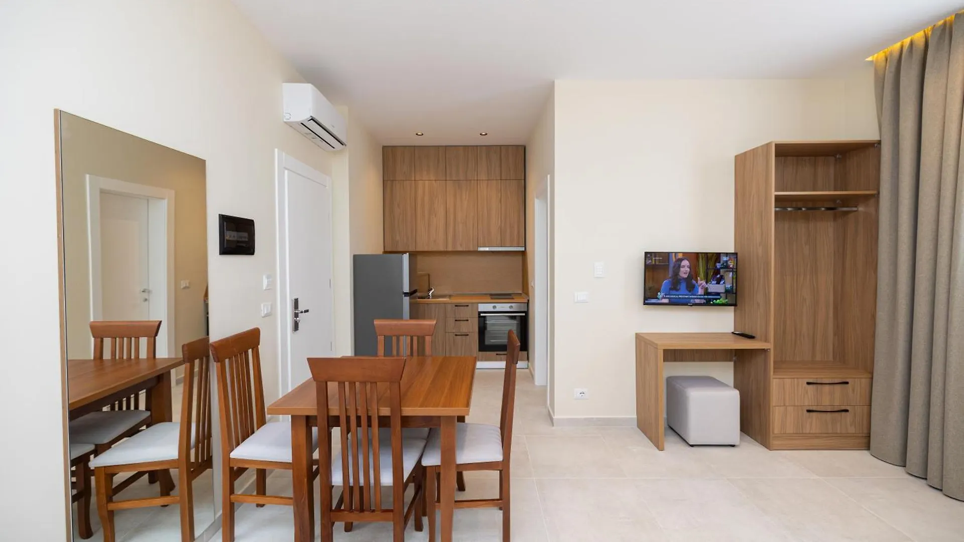 Hotel Aluor Vlorë Aparthotel